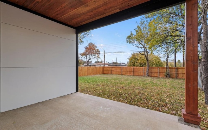 2626 Southland Street, Dallas, TX 75215, 4 Bedrooms Bedrooms, ,2 BathroomsBathrooms,Residential,For Sale,2626 Southland Street,20983358