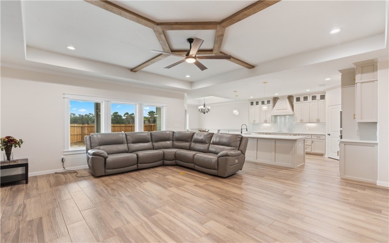 102 Traditions Drive, Rockport, TX 78382, 4 Bedrooms Bedrooms, ,3 BathroomsBathrooms,Residential,For Sale,102 Traditions Drive,453965