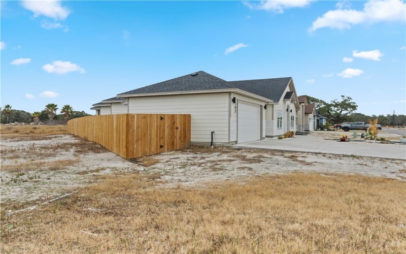 102 Traditions Drive, Rockport, TX 78382, 4 Bedrooms Bedrooms, ,3 BathroomsBathrooms,Residential,For Sale,102 Traditions Drive,453965