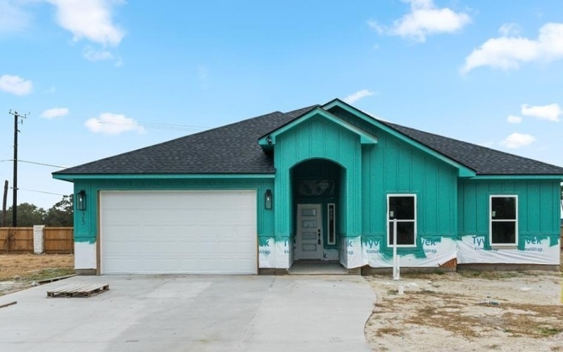 125 Traditions Drive, Rockport, TX 78382, 5 Bedrooms Bedrooms, ,3 BathroomsBathrooms,Residential,For Sale,125 Traditions Drive,453991