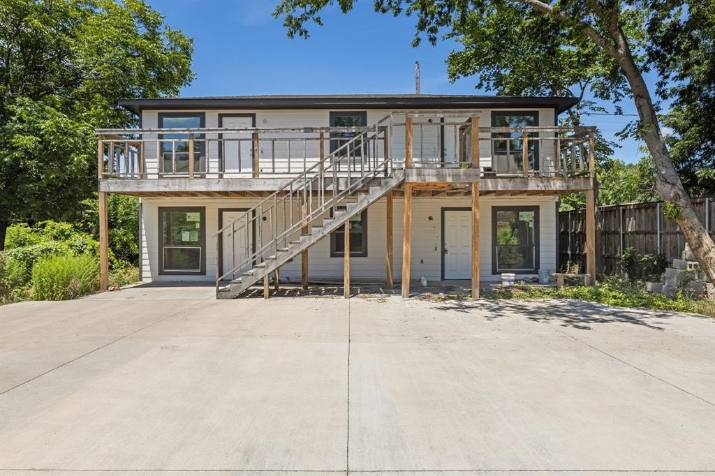 1011 S Montclair Avenue, Dallas, TX 75208, 4 Bedrooms Bedrooms, ,5 BathroomsBathrooms,Residential Multi Family,For Sale,1011 S Montclair Avenue,20984454
