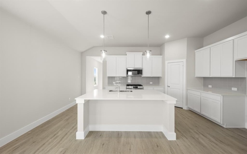 7404 Summer Sunset Drive, Denton, TX 76249, 3 Bedrooms Bedrooms, ,2 BathroomsBathrooms,Residential,For Sale,7404 Summer Sunset Drive,0,20984485