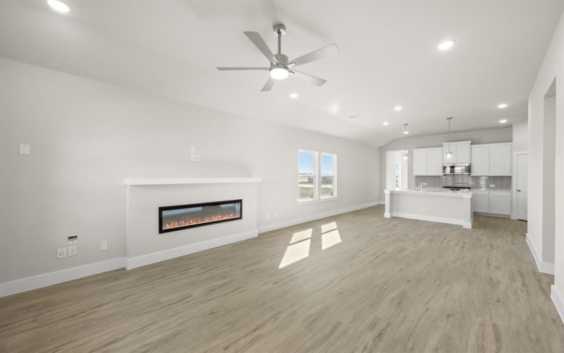 7404 Summer Sunset Drive, Denton, TX 76249, 3 Bedrooms Bedrooms, ,2 BathroomsBathrooms,Residential,For Sale,7404 Summer Sunset Drive,0,20984485