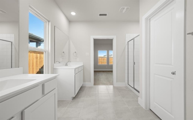 7404 Summer Sunset Drive, Denton, TX 76249, 3 Bedrooms Bedrooms, ,2 BathroomsBathrooms,Residential,For Sale,7404 Summer Sunset Drive,0,20984485