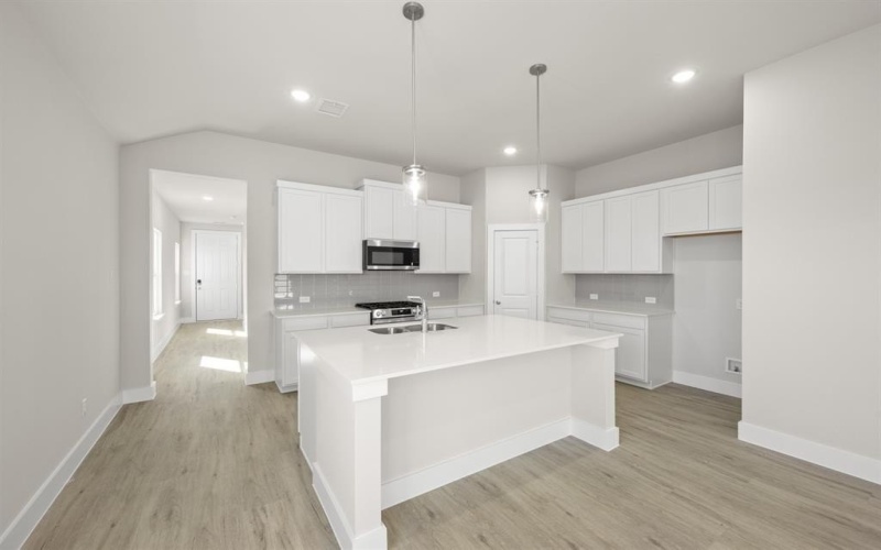 7404 Summer Sunset Drive, Denton, TX 76249, 3 Bedrooms Bedrooms, ,2 BathroomsBathrooms,Residential,For Sale,7404 Summer Sunset Drive,0,20984485