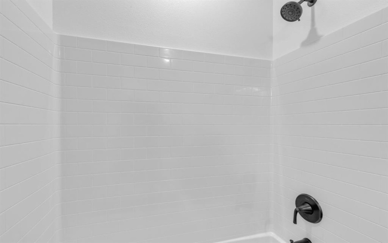 1410 W Connally Street, Tyler, TX 75701, 3 Bedrooms Bedrooms, ,2 BathroomsBathrooms,Residential,For Sale,1410 W Connally Street,20984530
