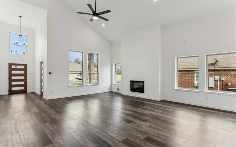 417 Hood Street, Terrell, TX 75160, 4 Bedrooms Bedrooms, ,3 BathroomsBathrooms,Residential,For Sale,417 Hood Street,20984669