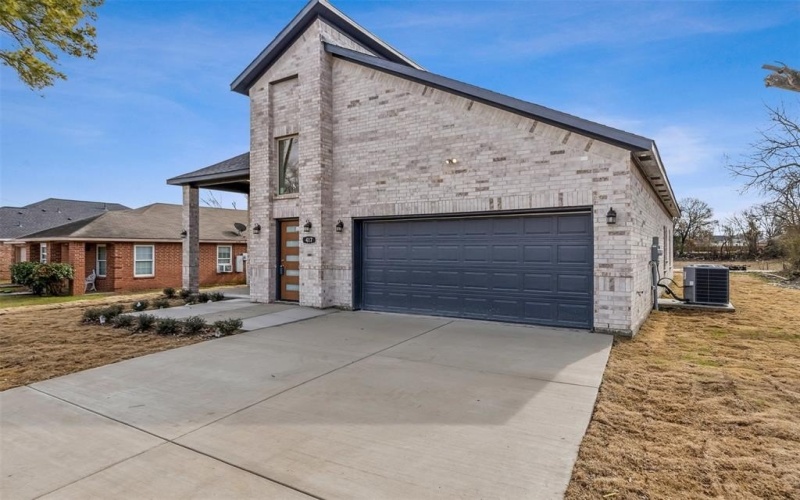 417 Hood Street, Terrell, TX 75160, 4 Bedrooms Bedrooms, ,3 BathroomsBathrooms,Residential,For Sale,417 Hood Street,20984669