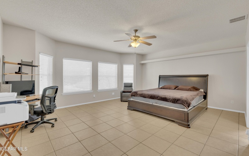 787 Maxey Marie Drive, El Paso, TX 79932, 4 Bedrooms Bedrooms, ,1 BathroomBathrooms,Residential,For Sale,787 Maxey Marie Drive,0,925451