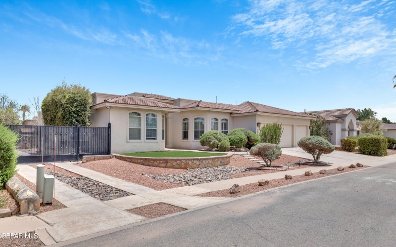 787 Maxey Marie Drive, El Paso, TX 79932, 4 Bedrooms Bedrooms, ,1 BathroomBathrooms,Residential,For Sale,787 Maxey Marie Drive,0,925451