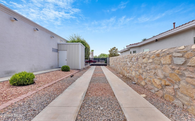 787 Maxey Marie Drive, El Paso, TX 79932, 4 Bedrooms Bedrooms, ,1 BathroomBathrooms,Residential,For Sale,787 Maxey Marie Drive,0,925451