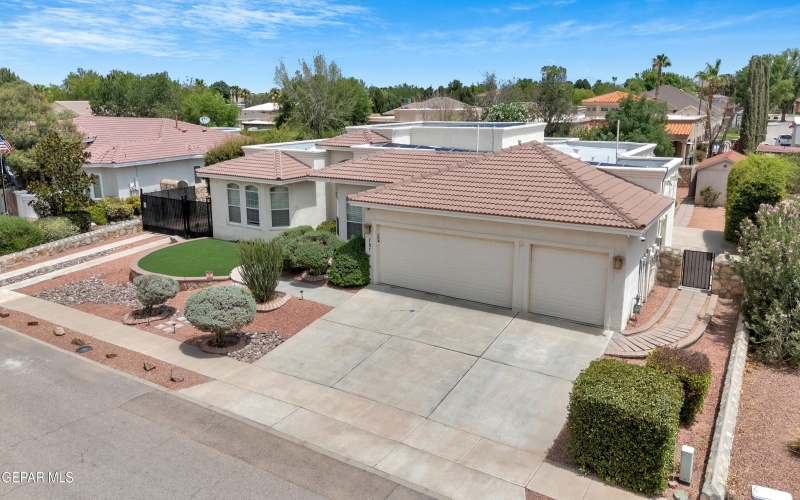 787 Maxey Marie Drive, El Paso, TX 79932, 4 Bedrooms Bedrooms, ,1 BathroomBathrooms,Residential,For Sale,787 Maxey Marie Drive,0,925451