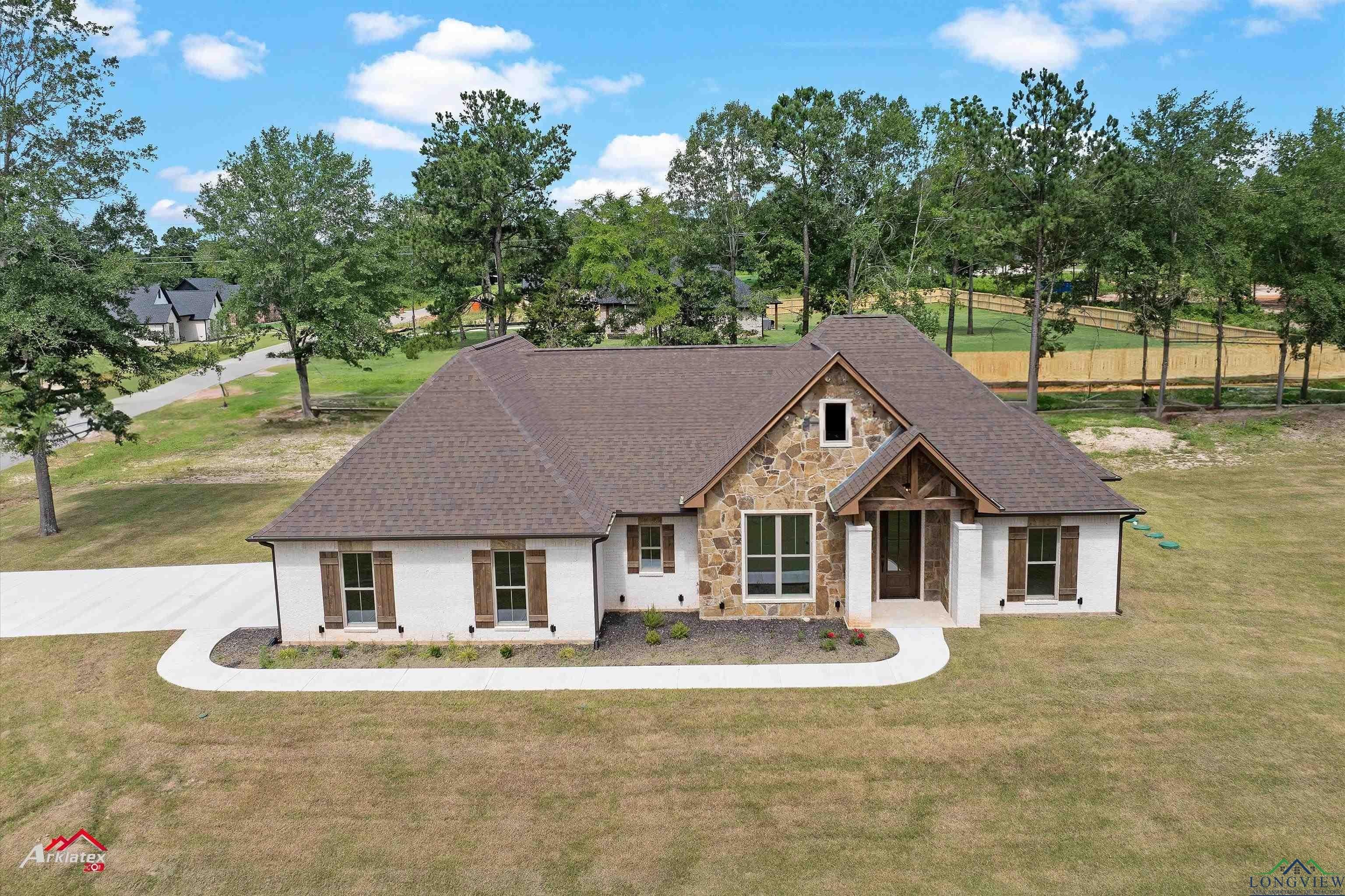 455 Clara Ln, Kilgore, TX 75662, 4 Bedrooms Bedrooms, ,2 BathroomsBathrooms,Residential,For Sale,455 Clara Ln,20254511