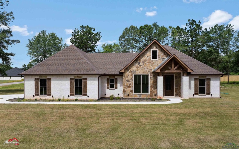 455 Clara Ln, Kilgore, TX 75662, 4 Bedrooms Bedrooms, ,2 BathroomsBathrooms,Residential,For Sale,455 Clara Ln,20254511
