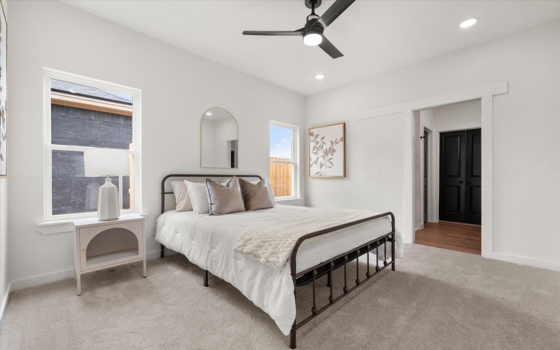 6904 14th Street, Lubbock, TX 79416, 3 Bedrooms Bedrooms, ,2 BathroomsBathrooms,Residential,For Sale,6904 14th Street,202557027