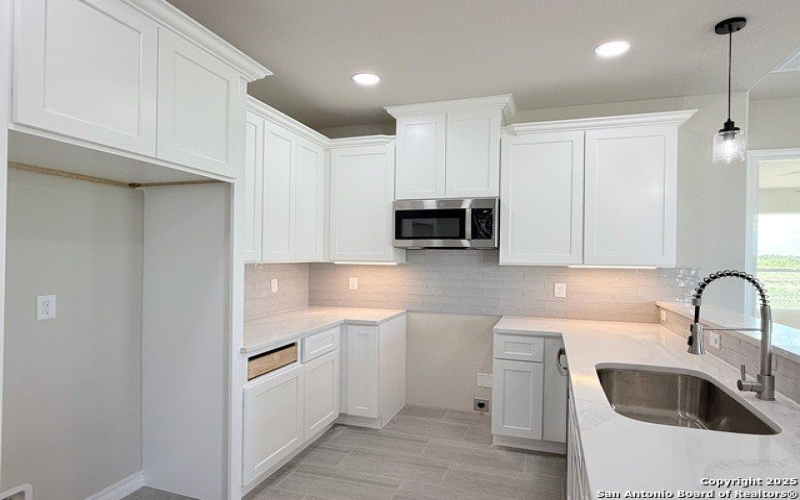 144 Camino Verde Ct, La Vernia, TX 78121, 3 Habitaciones Habitaciones , ,2 BañosBaños,Residential,En Venta,144 Camino Verde Ct,1879845