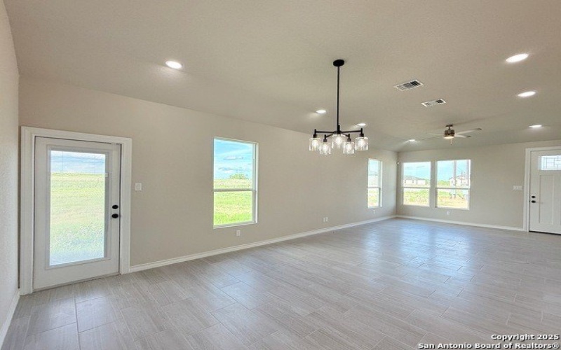 144 Camino Verde Ct, La Vernia, TX 78121, 3 Habitaciones Habitaciones , ,2 BañosBaños,Residential,En Venta,144 Camino Verde Ct,1879845