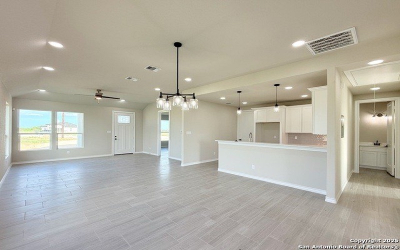 144 Camino Verde Ct, La Vernia, TX 78121, 3 Habitaciones Habitaciones , ,2 BañosBaños,Residential,En Venta,144 Camino Verde Ct,1879845