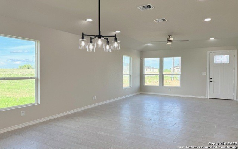 144 Camino Verde Ct, La Vernia, TX 78121, 3 Habitaciones Habitaciones , ,2 BañosBaños,Residential,En Venta,144 Camino Verde Ct,1879845