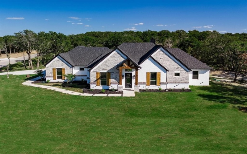 2032 Glenhollow Drive, Weatherford, TX 76088, 4 Habitaciones Habitaciones , ,3 BañosBaños,Residential,En Venta,2032 Glenhollow Drive,20948076