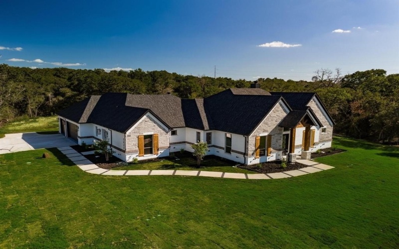 2032 Glenhollow Drive, Weatherford, TX 76088, 4 Habitaciones Habitaciones , ,3 BañosBaños,Residential,En Venta,2032 Glenhollow Drive,20948076