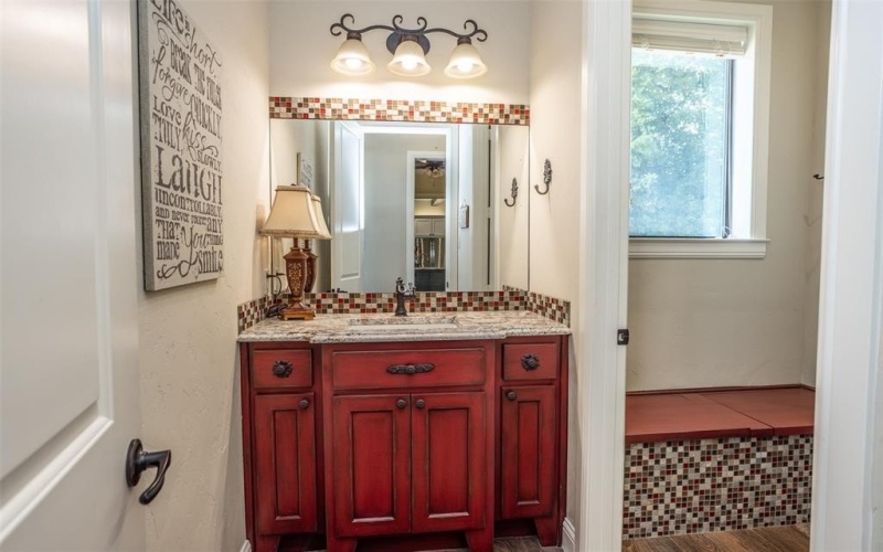 139 Hilltop Drive, Gainesville, TX 76240, 5 Habitaciones Habitaciones , ,5 BañosBaños,Residential,En Venta,139 Hilltop Drive,20980655
