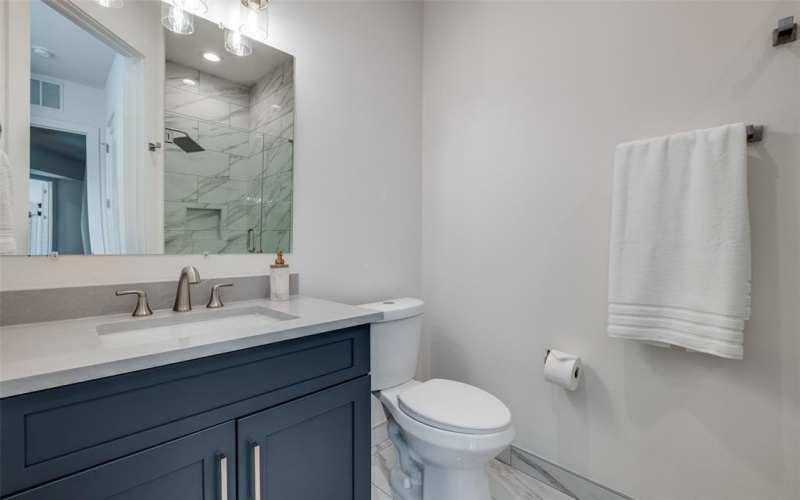 4517 Munger Avenue #107, Dallas, TX 75204, 2 Bedrooms Bedrooms, ,2 BathroomsBathrooms,Residential,For Sale,4517 Munger Avenue,20982185