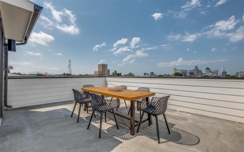4517 Munger Avenue #107, Dallas, TX 75204, 2 Bedrooms Bedrooms, ,2 BathroomsBathrooms,Residential,For Sale,4517 Munger Avenue,20982185