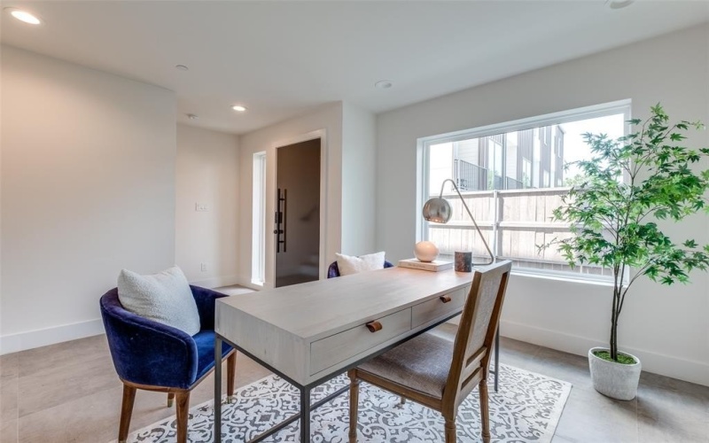 4517 Munger Avenue #107, Dallas, TX 75204, 2 Bedrooms Bedrooms, ,2 BathroomsBathrooms,Residential,For Sale,4517 Munger Avenue,20982185