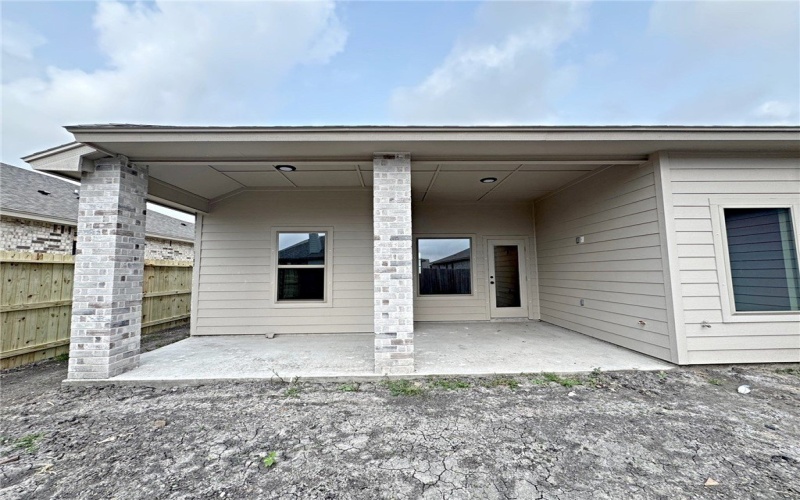 2658 Lady Andrea Drive, Corpus Christi, TX 78415, 4 Bedrooms Bedrooms, ,2 BathroomsBathrooms,Residential,For Sale,2658 Lady Andrea Drive,454113