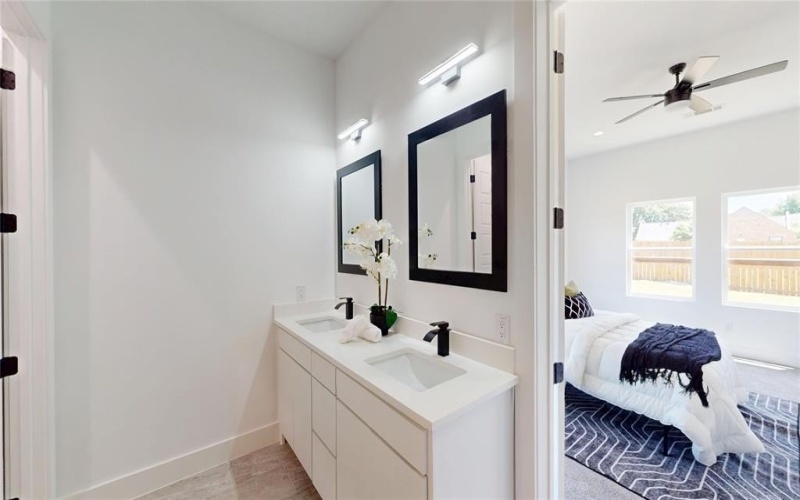 1648 Gillette Street, Dallas, TX 75217, 4 Habitaciones Habitaciones , ,2 BañosBaños,Residential,En Venta,1648 Gillette Street,20984675