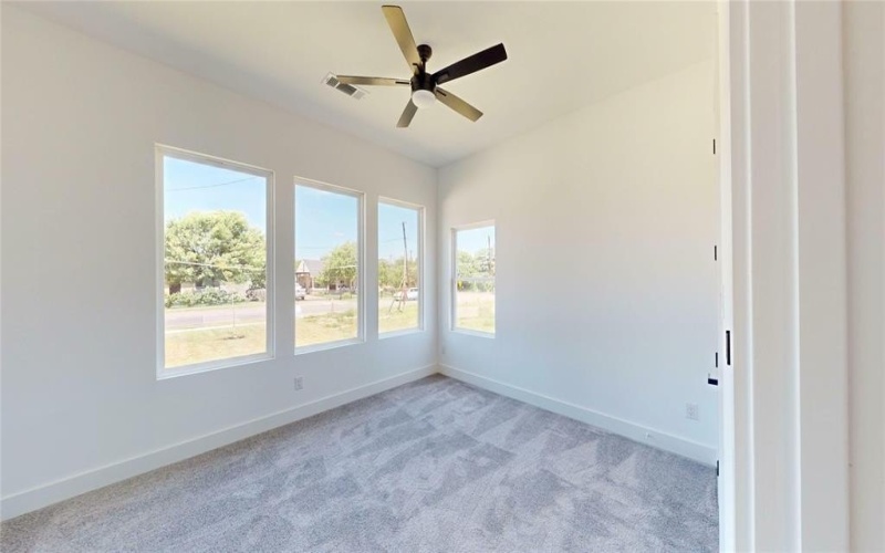 1648 Gillette Street, Dallas, TX 75217, 4 Habitaciones Habitaciones , ,2 BañosBaños,Residential,En Venta,1648 Gillette Street,20984675