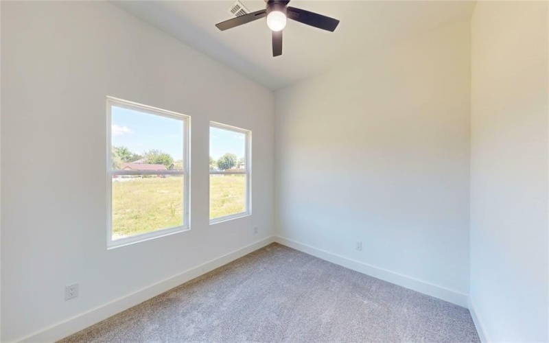 1648 Gillette Street, Dallas, TX 75217, 4 Habitaciones Habitaciones , ,2 BañosBaños,Residential,En Venta,1648 Gillette Street,20984675