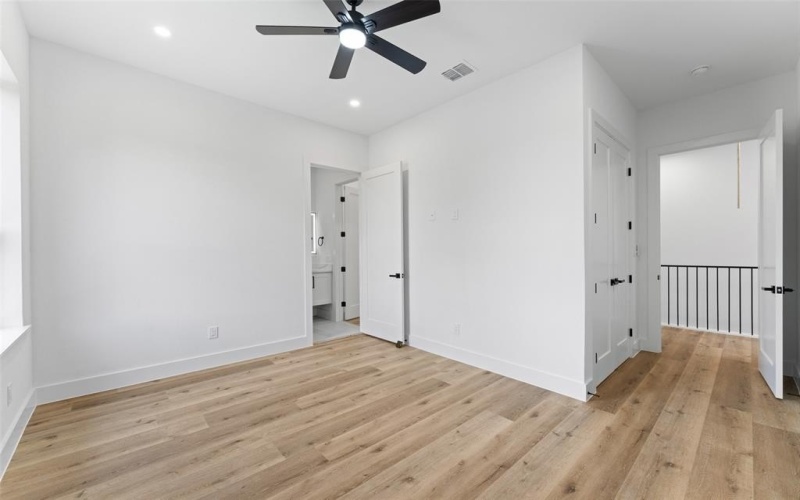 2826 Rochester Street, Dallas, TX 75215, 4 Bedrooms Bedrooms, ,3 BathroomsBathrooms,Residential,For Sale,2826 Rochester Street,20985020