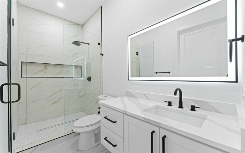 2826 Rochester Street, Dallas, TX 75215, 4 Bedrooms Bedrooms, ,3 BathroomsBathrooms,Residential,For Sale,2826 Rochester Street,20985020