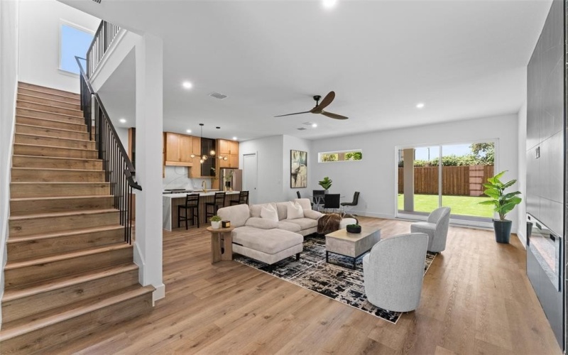 2826 Rochester Street, Dallas, TX 75215, 4 Bedrooms Bedrooms, ,3 BathroomsBathrooms,Residential,For Sale,2826 Rochester Street,20985020