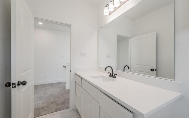 1224 Elva Warren Street, Fort Worth, TX 76115, 8 Habitaciones Habitaciones , ,5 BañosBaños,Residential Multi Family,En Venta,1224 Elva Warren Street,20985044