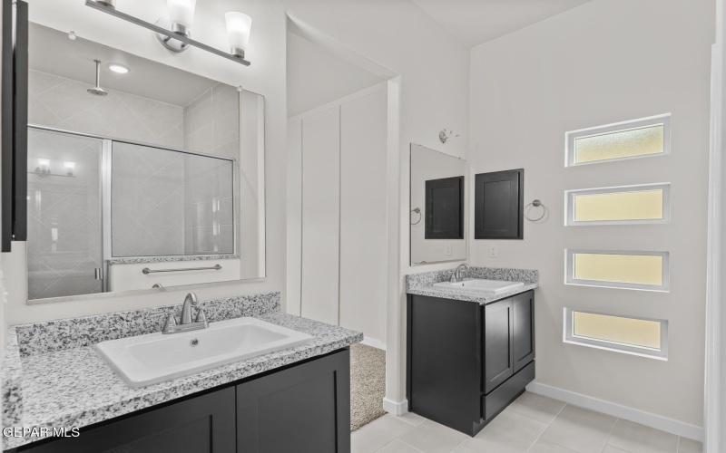 1135 Brass Hill Avenue, Santa Teresa, NM 88008, 4 Habitaciones Habitaciones , ,3 BañosBaños,Residential,En Venta,1135 Brass Hill Avenue,925476