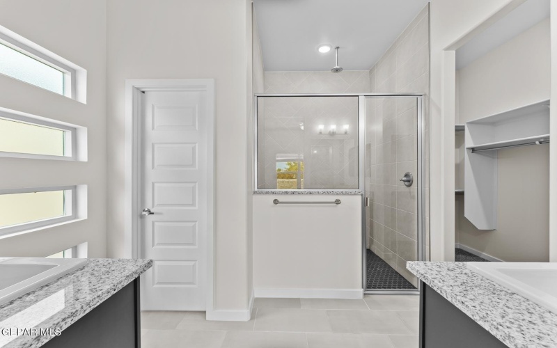 1135 Brass Hill Avenue, Santa Teresa, NM 88008, 4 Habitaciones Habitaciones , ,3 BañosBaños,Residential,En Venta,1135 Brass Hill Avenue,925476