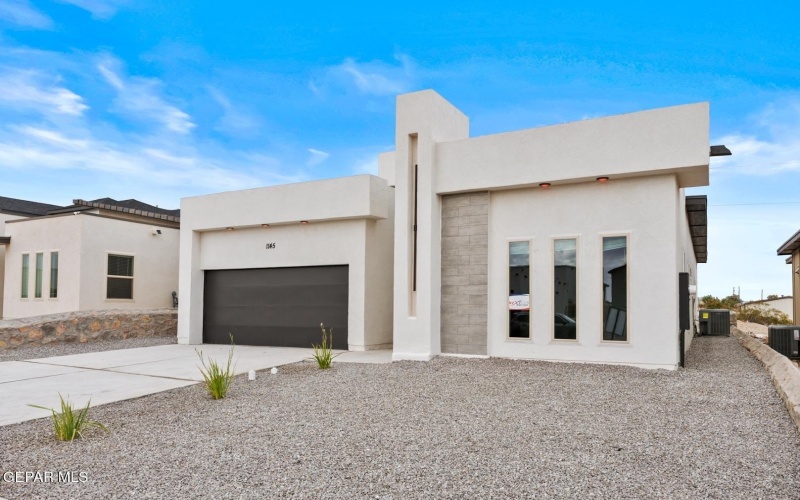 1135 Brass Hill Avenue, Santa Teresa, NM 88008, 4 Habitaciones Habitaciones , ,3 BañosBaños,Residential,En Venta,1135 Brass Hill Avenue,925476