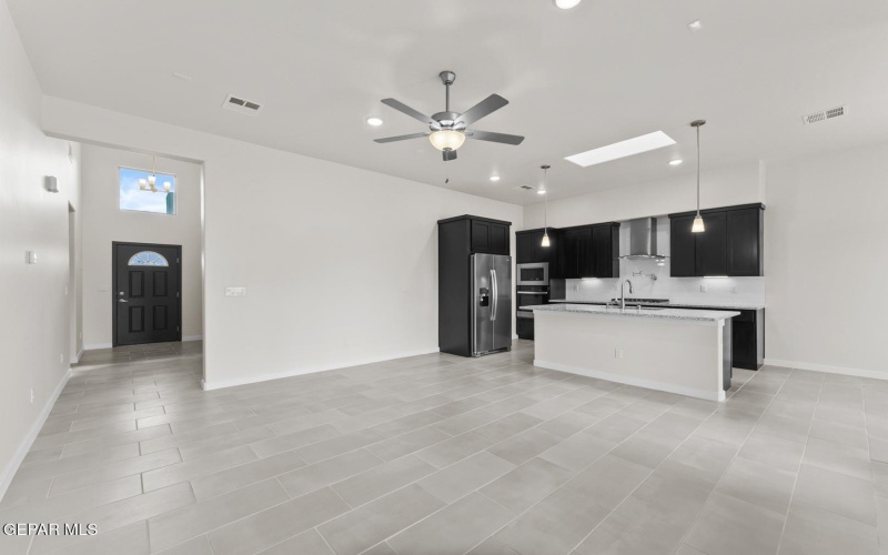 1135 Brass Hill Avenue, Santa Teresa, NM 88008, 4 Habitaciones Habitaciones , ,3 BañosBaños,Residential,En Venta,1135 Brass Hill Avenue,925476