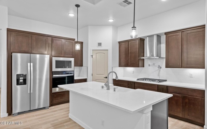 1129 Gallium Avenue, Santa Teresa, NM 88008, 3 Habitaciones Habitaciones , ,2 BañosBaños,Residential,En Venta,1129 Gallium Avenue,925484