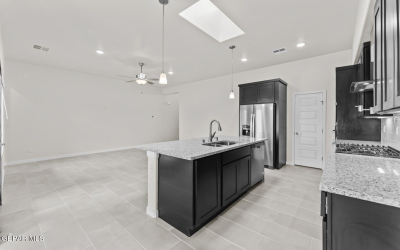 931 Gallium Avenue, Santa Teresa, NM 88008, 3 Habitaciones Habitaciones , ,2 BañosBaños,Residential,En Venta,931 Gallium Avenue,925501