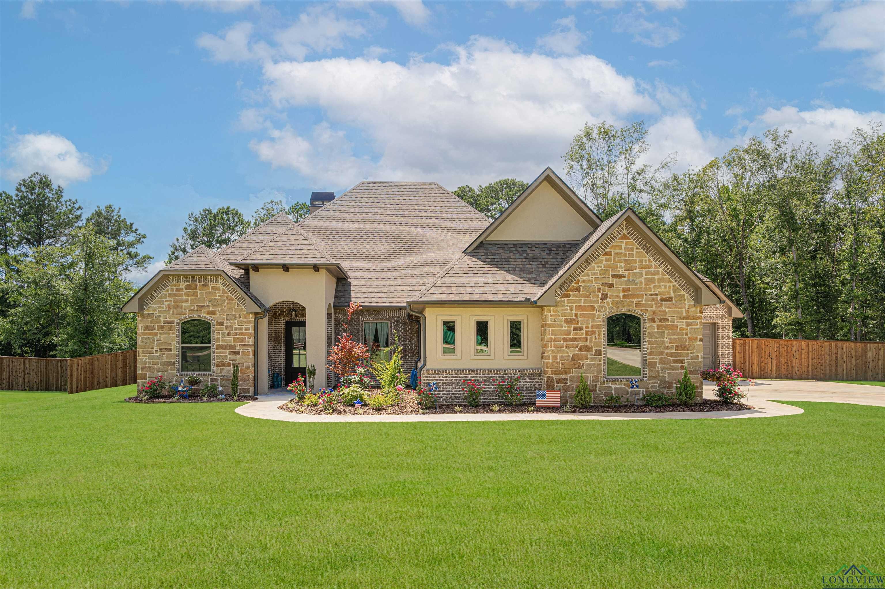 125 Thorn Briar, Longview, TX 75602, 4 Bedrooms Bedrooms, ,3 BathroomsBathrooms,Residential,For Sale,125 Thorn Briar,20254546