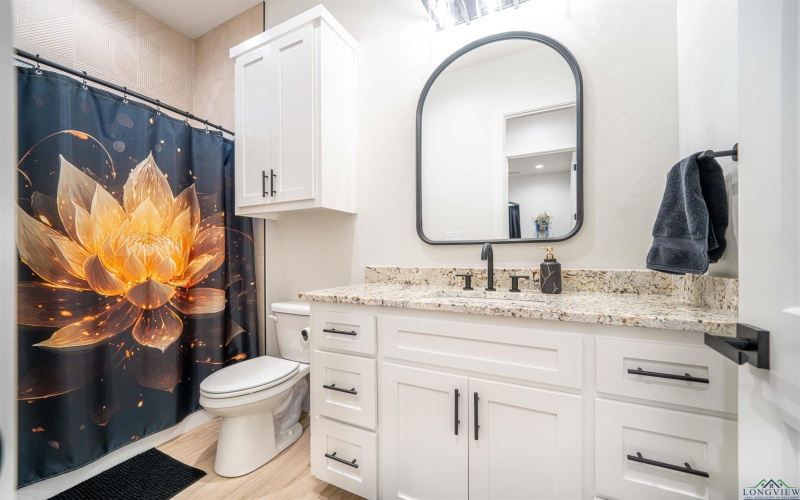 125 Thorn Briar, Longview, TX 75602, 4 Bedrooms Bedrooms, ,3 BathroomsBathrooms,Residential,For Sale,125 Thorn Briar,20254546