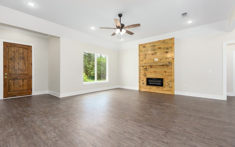 313 Shirey Lane, Lufkin, TX 75901, 3 Bedrooms Bedrooms, ,2 BathroomsBathrooms,Residential,For Sale,313 Shirey Lane,5105392