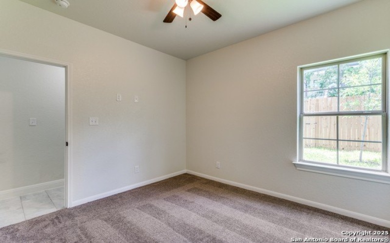 2628 E Commerce, San Antonio, TX 78203, 3 Habitaciones Habitaciones , ,2 BañosBaños,Residential,En Venta,2628 E Commerce,0,1879532