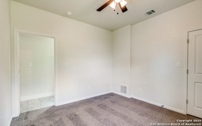 2628 E Commerce, San Antonio, TX 78203, 3 Habitaciones Habitaciones , ,2 BañosBaños,Residential,En Venta,2628 E Commerce,0,1879532