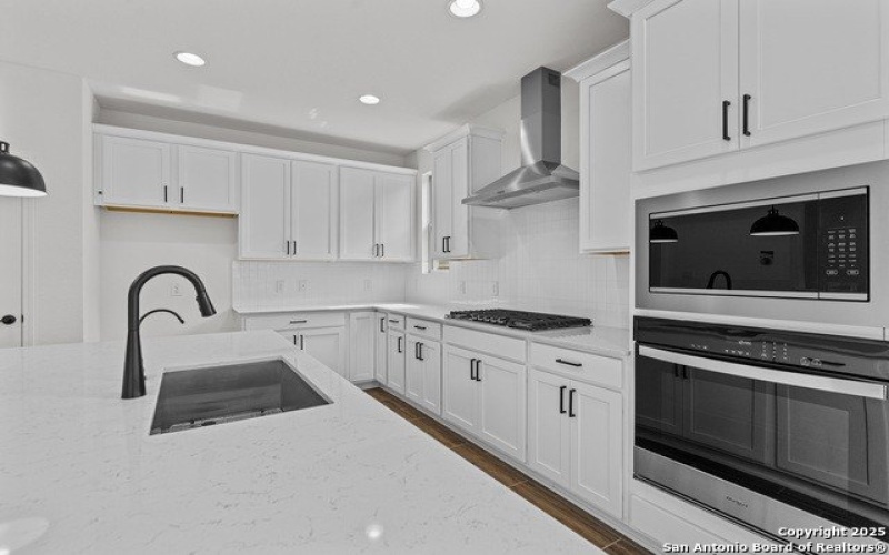 2179 Oak Run Parkway, New Braunfels, TX 78132, 3 Bedrooms Bedrooms, ,3 BathroomsBathrooms,Residential,For Sale,2179 Oak Run Parkway,1879986