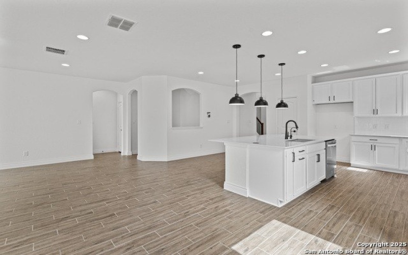 2179 Oak Run Parkway, New Braunfels, TX 78132, 3 Bedrooms Bedrooms, ,3 BathroomsBathrooms,Residential,For Sale,2179 Oak Run Parkway,1879986